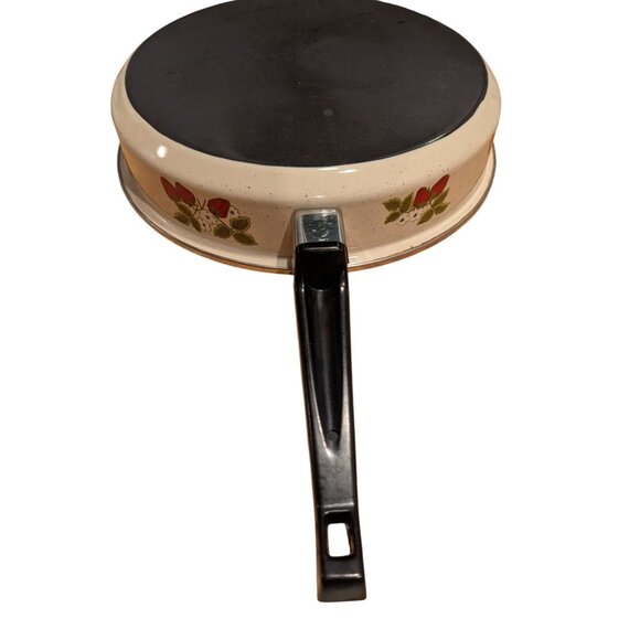 Vintage Strawberry Enamel Fry Pan Black Handle - Picture 2 of 16